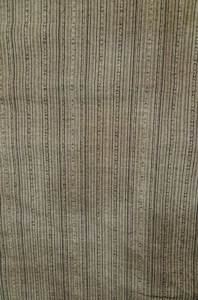 画像4: P0616V 女性用 紬   シルク（正絹） 茶色み灰色,  縞 【中古】【USED】【リサイクル】 ★★★★★【P0616V】 (4)