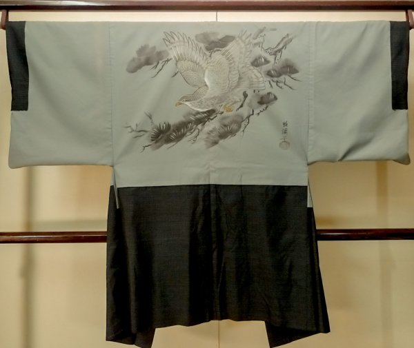 画像3: P0708F 男性用 羽織  大島紬  シルク（正絹） 深い紺,  幾何学模様 【中古】【USED】【リサイクル】 ★★★★☆【P0708F】 (3)