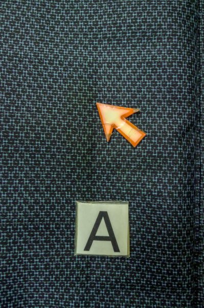画像16: P0708H 男性用 羽織   シルク（正絹） 深い藍,  幾何学模様 【中古】【USED】【リサイクル】 ★★☆☆☆【P0708H】 (16)