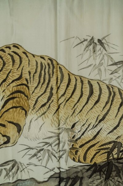 画像14: P0708S 男性用 羽織  大島紬  シルク（正絹） 深い紺,  亀甲 【中古】【USED】【リサイクル】 ★★★★☆【P0708S】 (14)