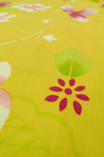 画像11: P0722C 女性用 浴衣（海外製）   綿 黄色,  花 【中古】【USED】【リサイクル】 ★★★☆☆【P0722C】 (11)