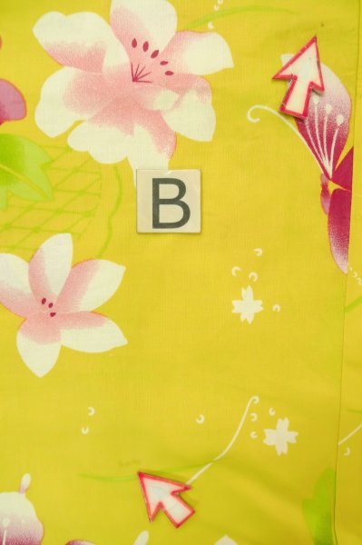 画像16: P0722C 女性用 浴衣（海外製）   綿 黄色,  花 【中古】【USED】【リサイクル】 ★★★☆☆【P0722C】 (16)