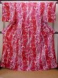 画像1: P0722E 女性用 浴衣（海外製）   綿 鮮やか赤色,  抽象的模様 【中古】【USED】【リサイクル】 ★★★☆☆【P0722E】 (1)