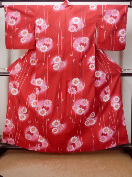 画像1: P0722G 女性用 浴衣（海外製）   綿 鮮やか赤色,  【中古】【USED】【リサイクル】 ★★★☆☆【P0722G】 (1)