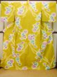 画像1: P0722I 女性用 浴衣（海外製）   綿 灰色がかった黄色,  花 【中古】【USED】【リサイクル】 ★★★☆☆【P0722I】 (1)