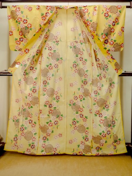 画像2: P0722J 女性用 浴衣（海外製）   綿 鮮やか黄色,  花 【中古】【USED】【リサイクル】 ★★★☆☆【P0722J】 (2)
