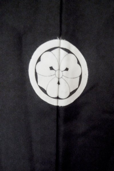 画像3: P0722X 男性用 紋付   シルク（正絹） 黒,  【中古】【USED】【リサイクル】 ★★★★★【P0722X】 (3)