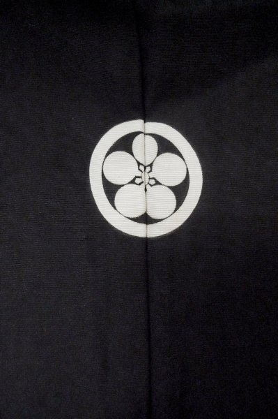 画像3: P0722Z 男性用 紋付   シルク（正絹） 黒,  【中古】【USED】【リサイクル】 ★★★☆☆【P0722Z】 (3)