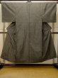 画像1: P0723B 男性用 紬  大島紬  シルク（正絹） 深い茶色,  幾何学模様 【中古】【USED】【リサイクル】 ★★☆☆☆【P0723B】 (1)