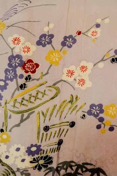 画像5: P0731S 女性用 襦袢   シルク（正絹） 淡い灰色がかった藤色,  菊 【中古】【USED】【リサイクル】 ★☆☆☆☆【P0731S】 (5)