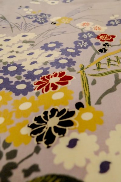 画像9: P0731S 女性用 襦袢   シルク（正絹） 淡い灰色がかった藤色,  菊 【中古】【USED】【リサイクル】 ★☆☆☆☆【P0731S】 (9)
