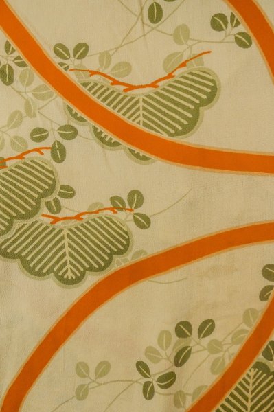 画像3: P0731Y 女性用 襦袢   シルク（正絹） 淡いベージュ,  萩 【中古】【USED】【リサイクル】 ★☆☆☆☆【P0731Y】 (3)