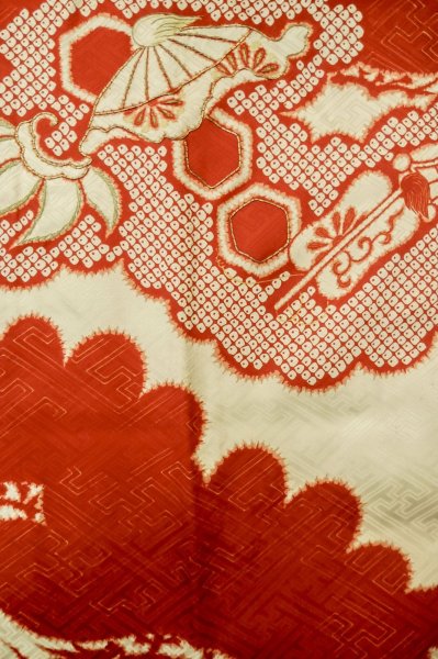 画像3: P0731Z 女性用 襦袢   シルク（正絹） 薄いアイボリー,  松/松葉 【中古】【USED】【リサイクル】 ★★☆☆☆【P0731Z】 (3)