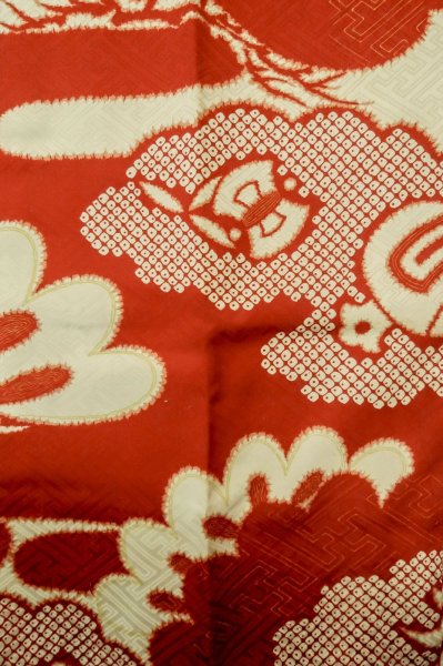 画像4: P0731Z 女性用 襦袢   シルク（正絹） 薄いアイボリー,  松/松葉 【中古】【USED】【リサイクル】 ★★☆☆☆【P0731Z】 (4)