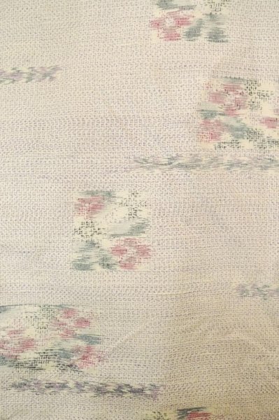 画像3: P0818J 女性用 紬   シルク（正絹） 紫みオフ　ホワイト,  花 【中古】【USED】【リサイクル】 ★★★☆☆【P0818J】 (3)