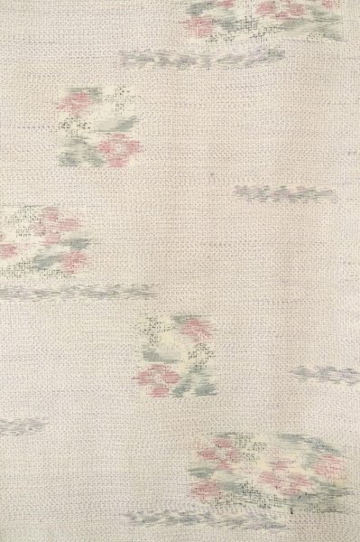 画像4: P0818J 女性用 紬   シルク（正絹） 紫みオフ　ホワイト,  花 【中古】【USED】【リサイクル】 ★★★☆☆【P0818J】 (4)