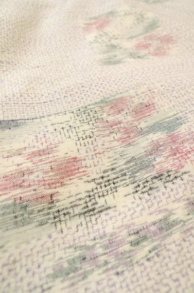画像10: P0818J 女性用 紬   シルク（正絹） 紫みオフ　ホワイト,  花 【中古】【USED】【リサイクル】 ★★★☆☆【P0818J】 (10)