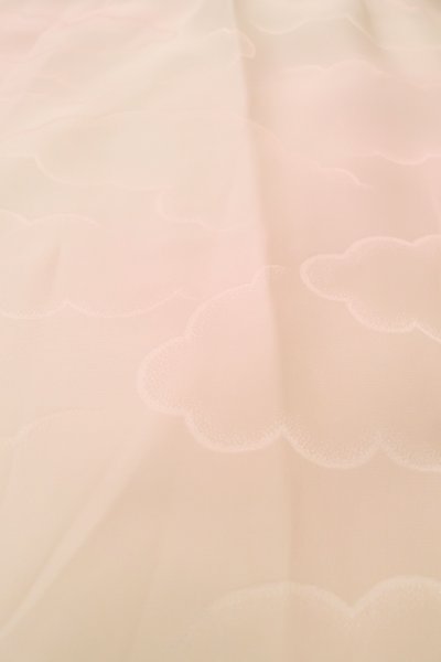 画像9: P0901C 女性用 襦袢   シルク（正絹） 薄い桃色,  ぼかし 【中古】【USED】【リサイクル】 ★★★☆☆【P0901C】 (9)