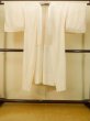 画像1: P0901H 女性用 襦袢   シルク（正絹） 白,  線 【中古】【USED】【リサイクル】 ★★★★★【P0901H】 (1)