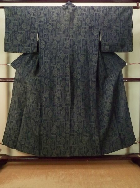 画像1: P0916I 女性用 単衣   ウール 深い紺,  抽象的模様 【中古】【USED】【リサイクル】 ★★☆☆☆【P0916I】 (1)