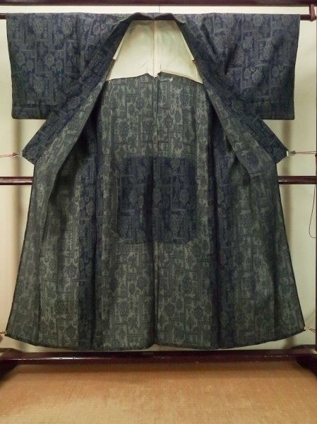 画像2: P0916I 女性用 単衣   ウール 深い紺,  抽象的模様 【中古】【USED】【リサイクル】 ★★☆☆☆【P0916I】 (2)