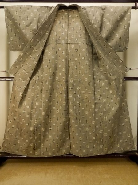 画像2: P0916M 女性用 単衣   ウール 灰色がかった茶色みベージュ,  いげた 【中古】【USED】【リサイクル】 ★★☆☆☆【P0916M】 (2)